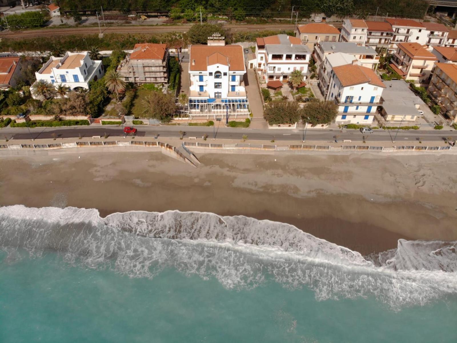 Sea Garden Hotel 아쿠아페사 외부 사진