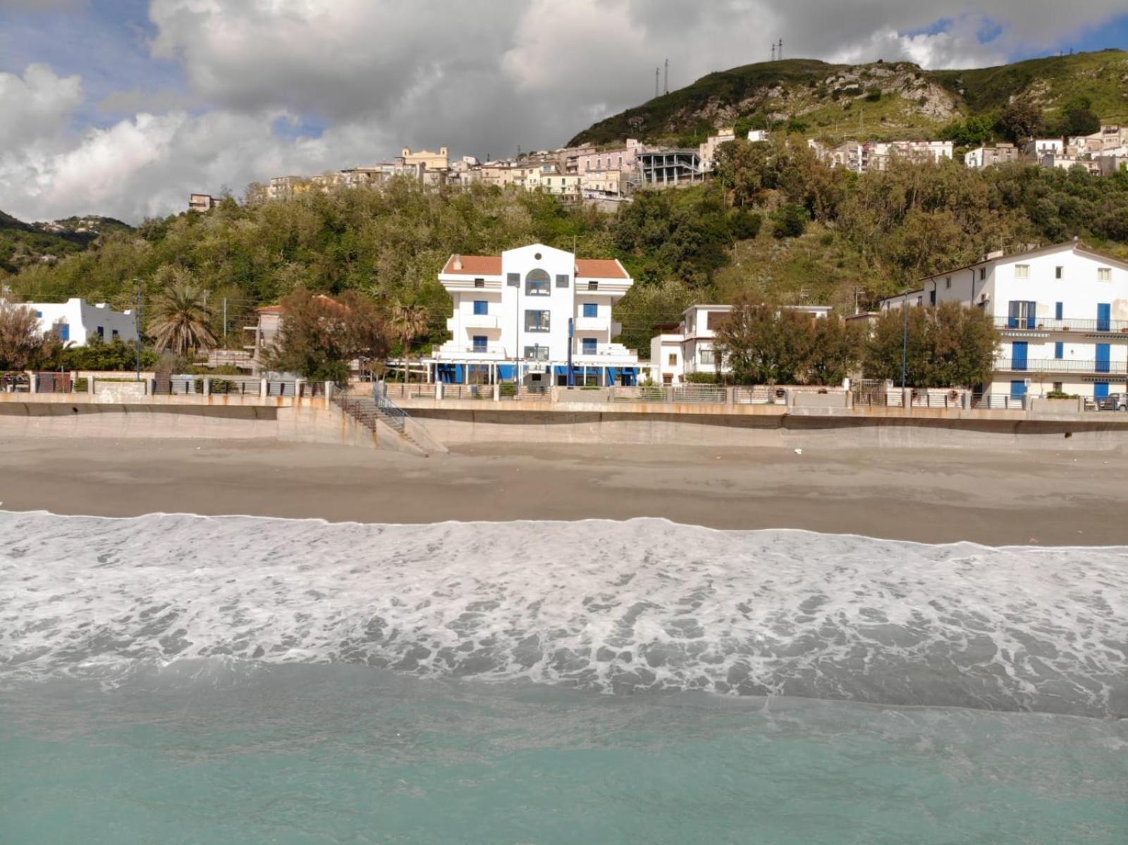 Sea Garden Hotel 아쿠아페사 외부 사진