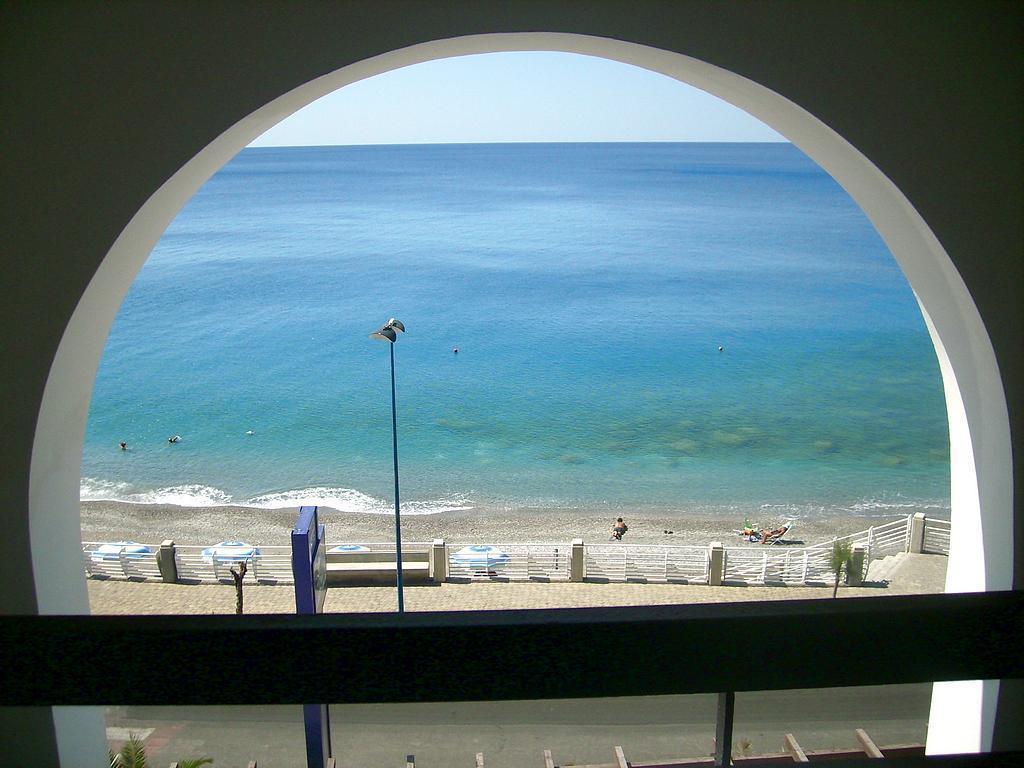 Sea Garden Hotel 아쿠아페사 외부 사진