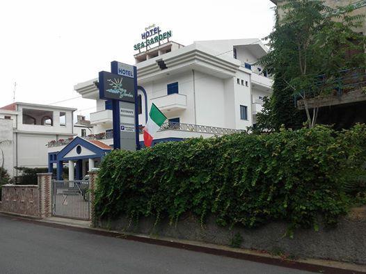 Sea Garden Hotel 아쿠아페사 외부 사진